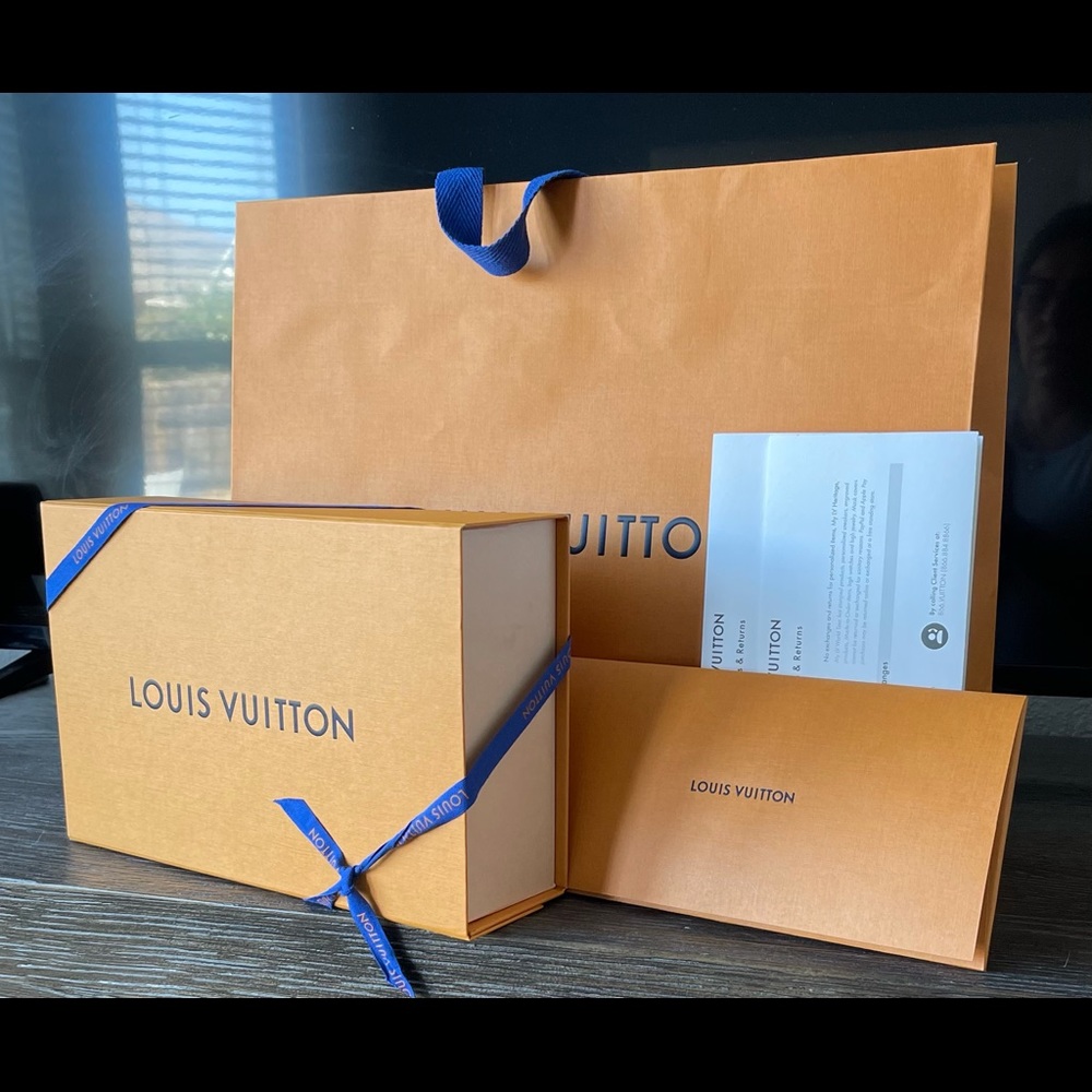 💙💛Louis Vuitton Storage Box Set💛💙 - Picture 5 of 16